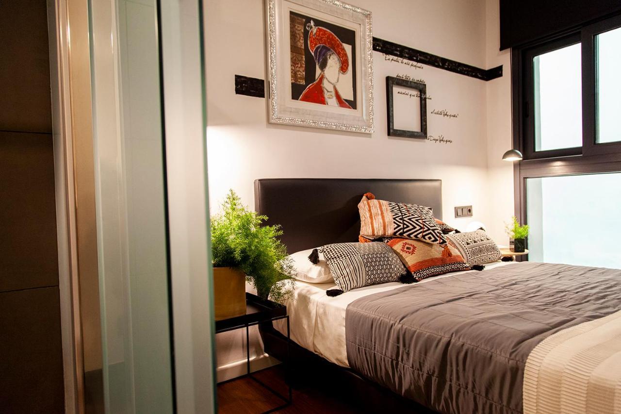 เวลดัน คาเทดราล Apartment เซบีญา ภายนอก รูปภาพ